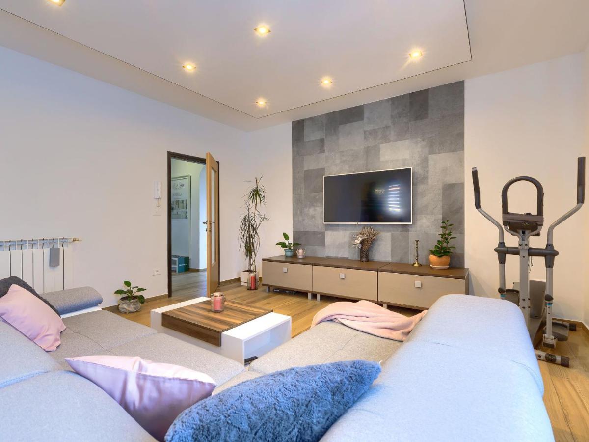 Holiday Home House Eric&Paolo By Interhome Pola Esterno foto