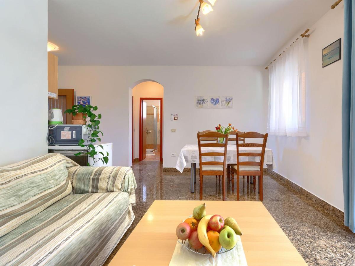 Holiday Home House Eric&Paolo By Interhome Pola Esterno foto