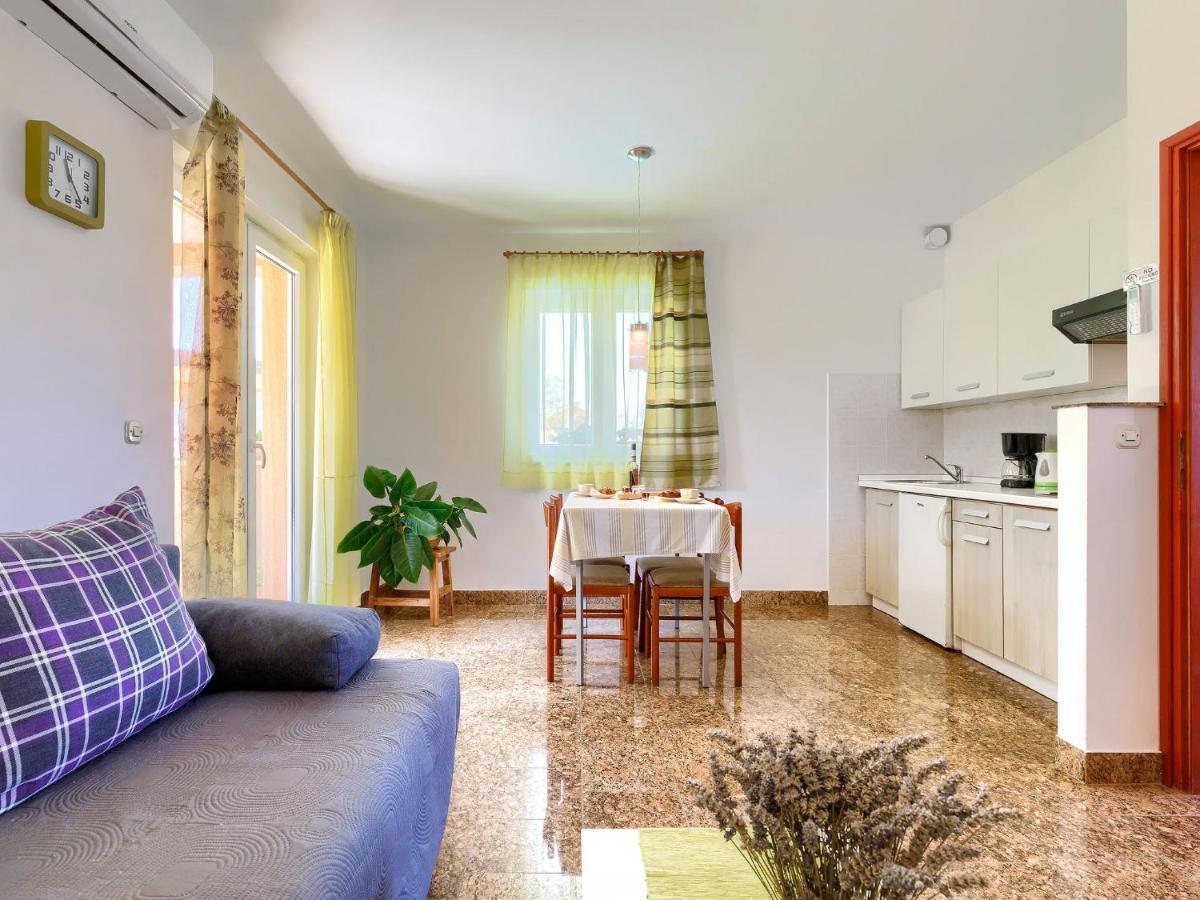 Holiday Home House Eric&Paolo By Interhome Pola Esterno foto