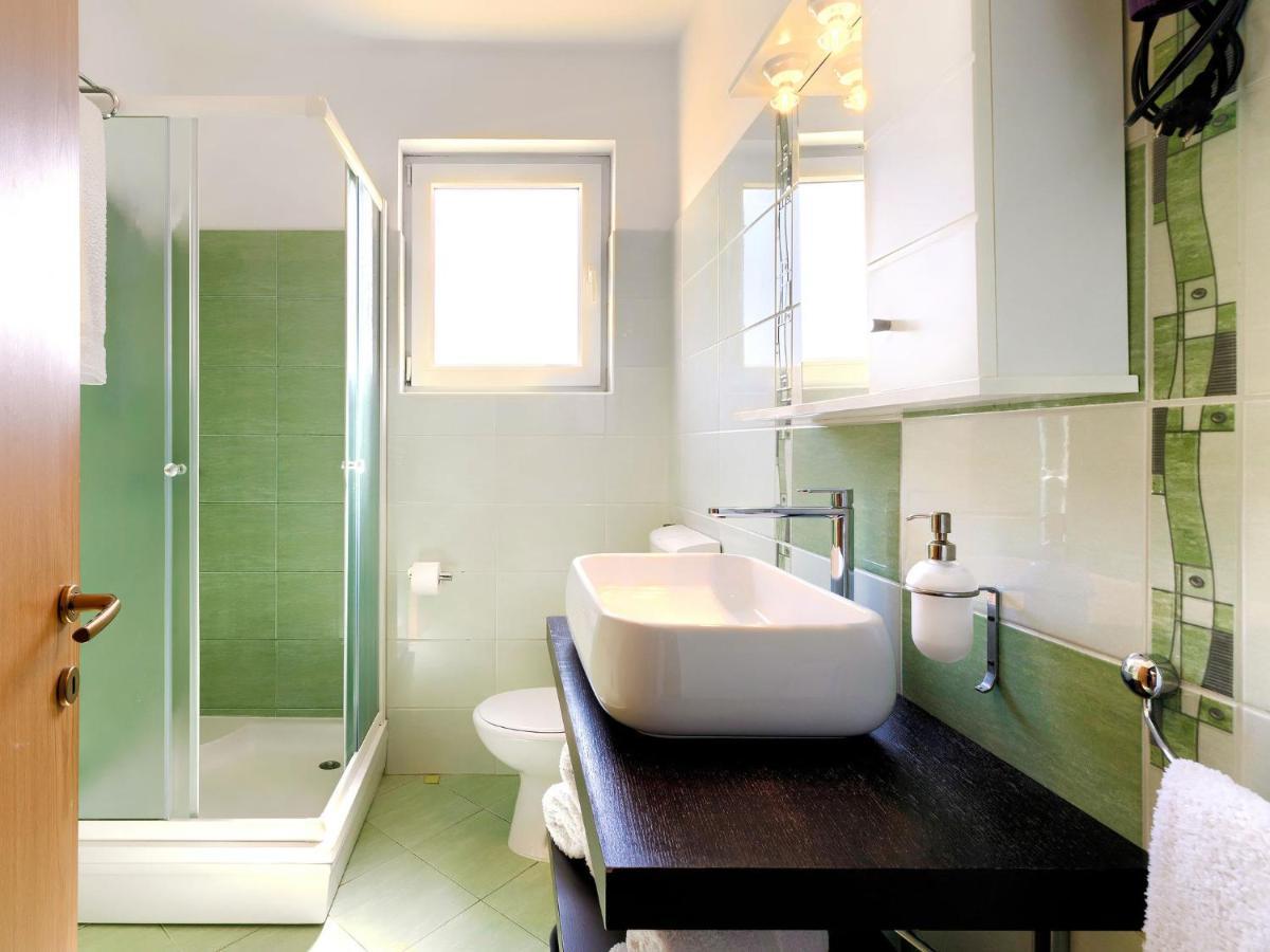 Holiday Home House Eric&Paolo By Interhome Pola Esterno foto