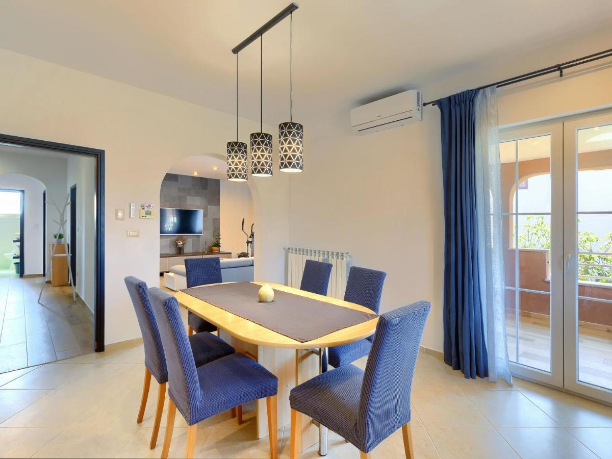 Holiday Home House Eric&Paolo By Interhome Pola Esterno foto