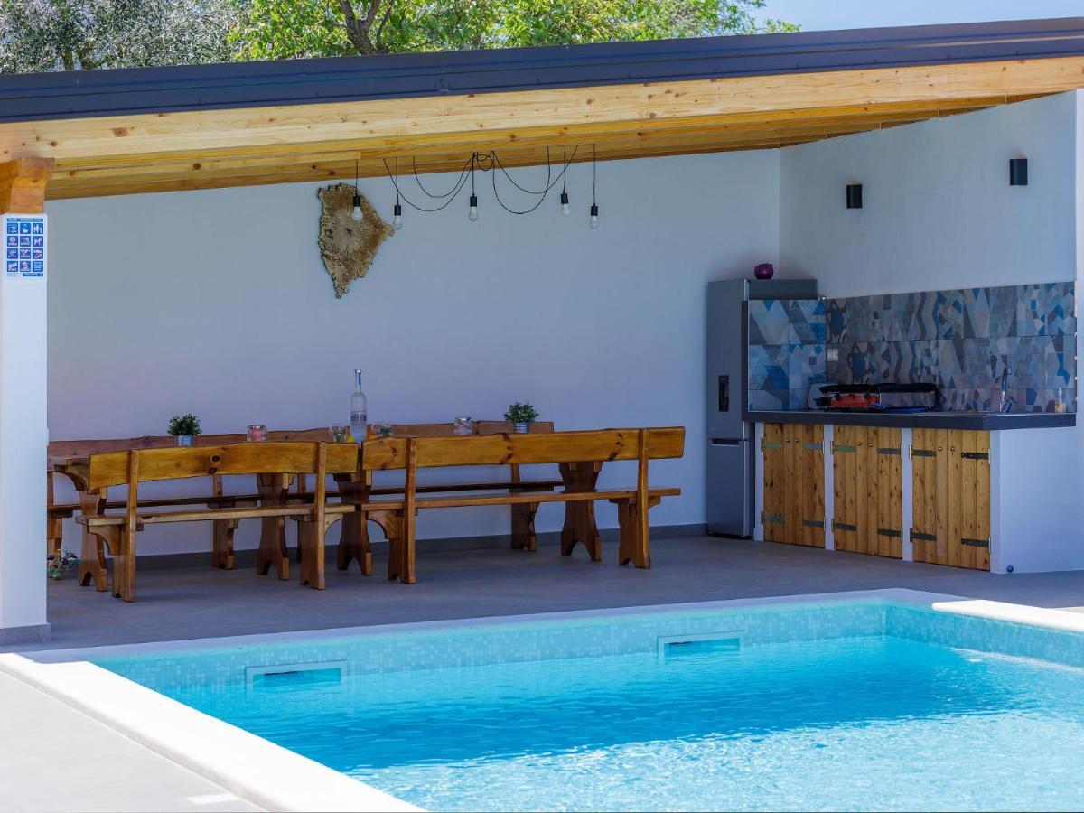 Holiday Home House Eric&Paolo By Interhome Pola Esterno foto