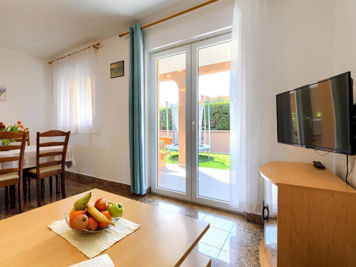 Holiday Home House Eric&Paolo By Interhome Pola Esterno foto